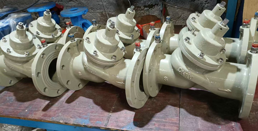 數(shù)字鎖定平衡閥實(shí)物圖片.jpg 數(shù)字鎖定平衡閥實(shí)物圖片.jpg