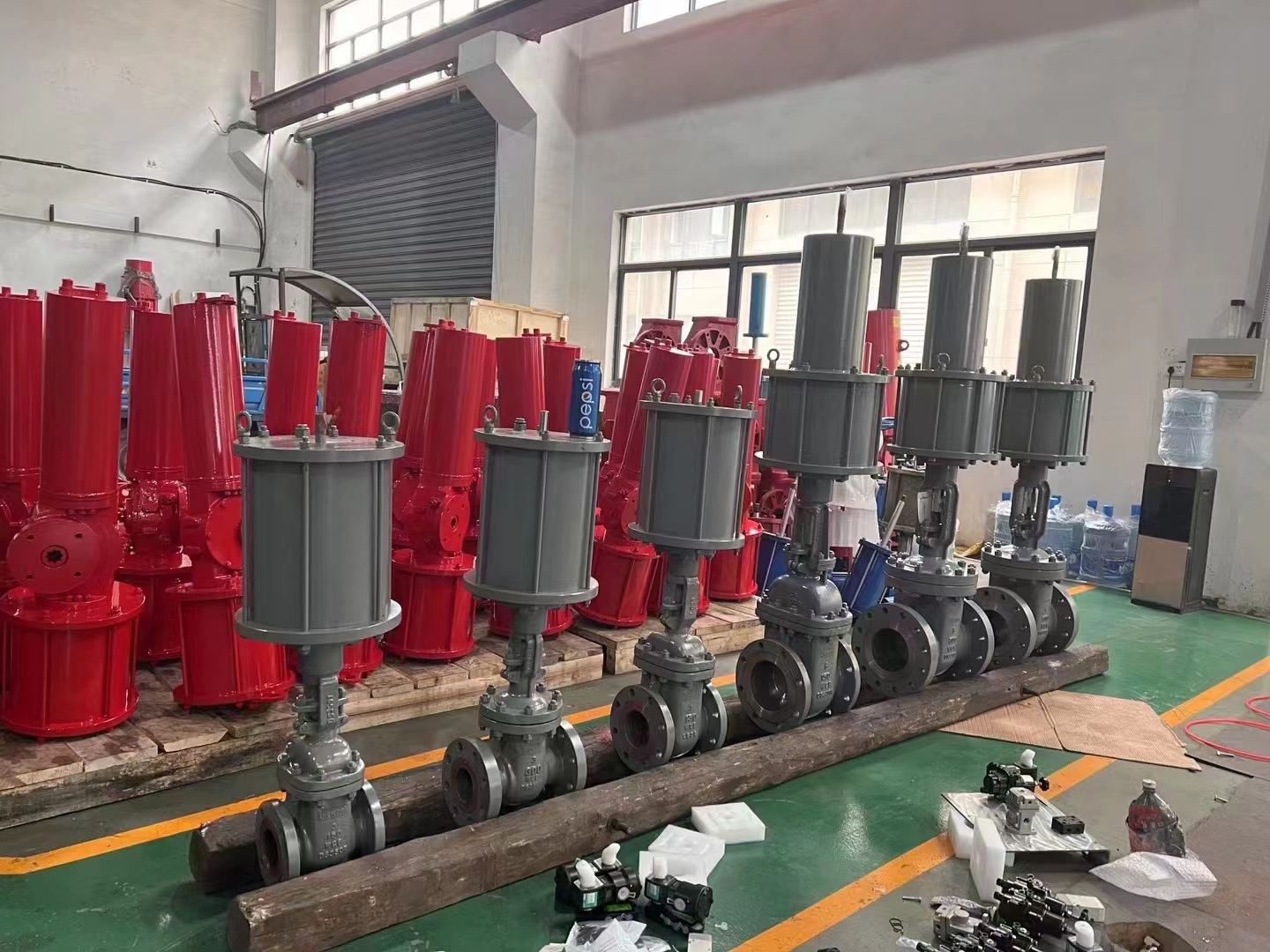 氣動(dòng)閘閥實(shí)物圖片 氣動(dòng)閘閥實(shí)物圖片