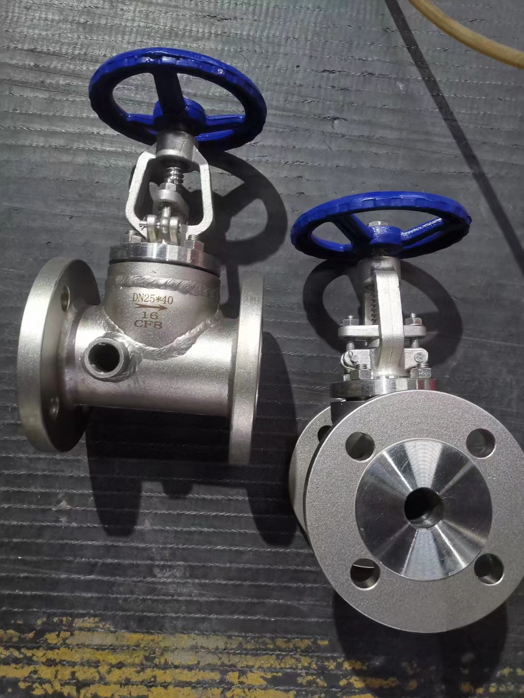 保溫閘閥,保溫夾套閘閥實物圖片 保溫閘閥,保溫夾套閘閥實物圖片